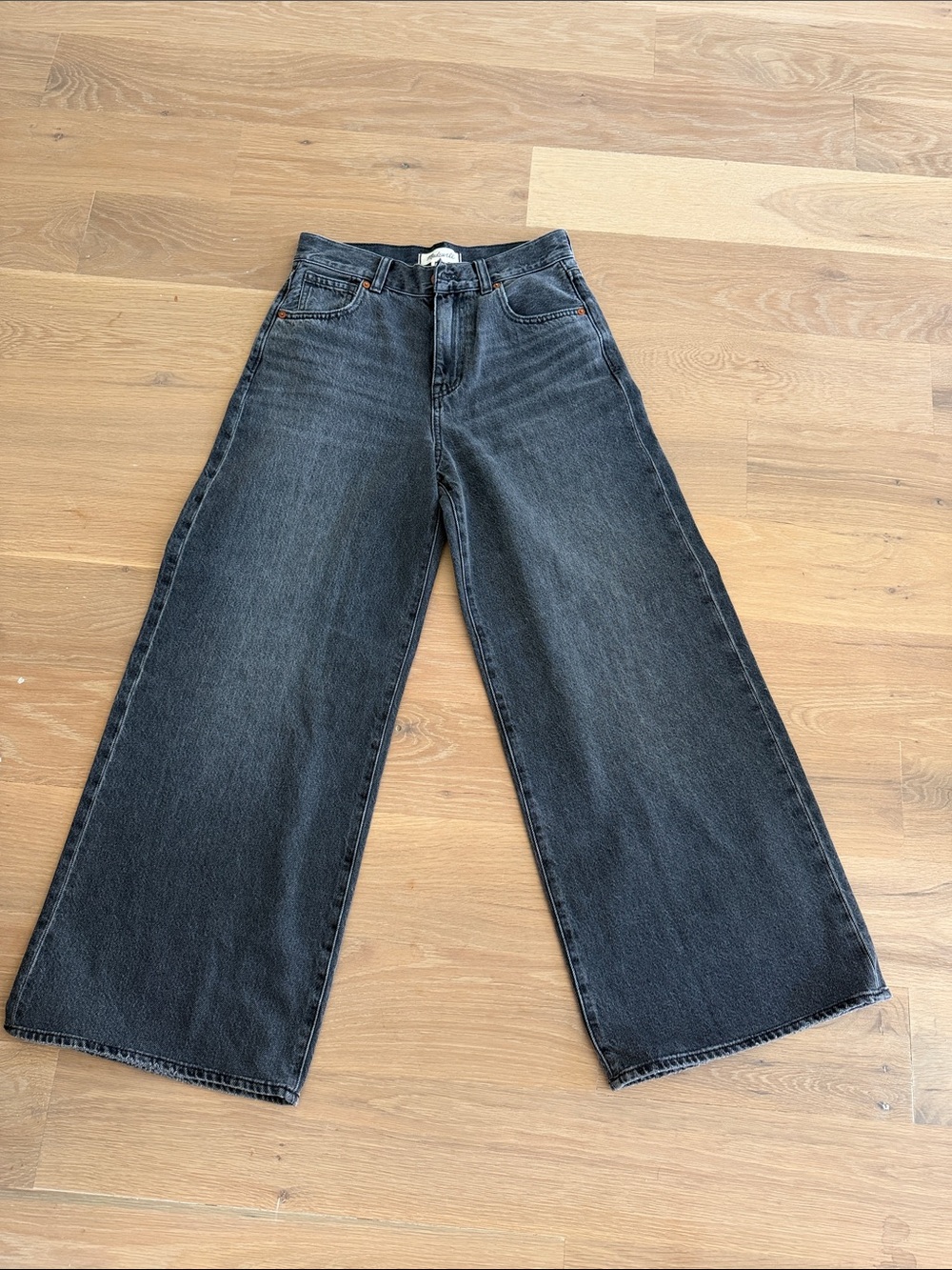 Madewell Black Washed super Wide-Leg Jeans